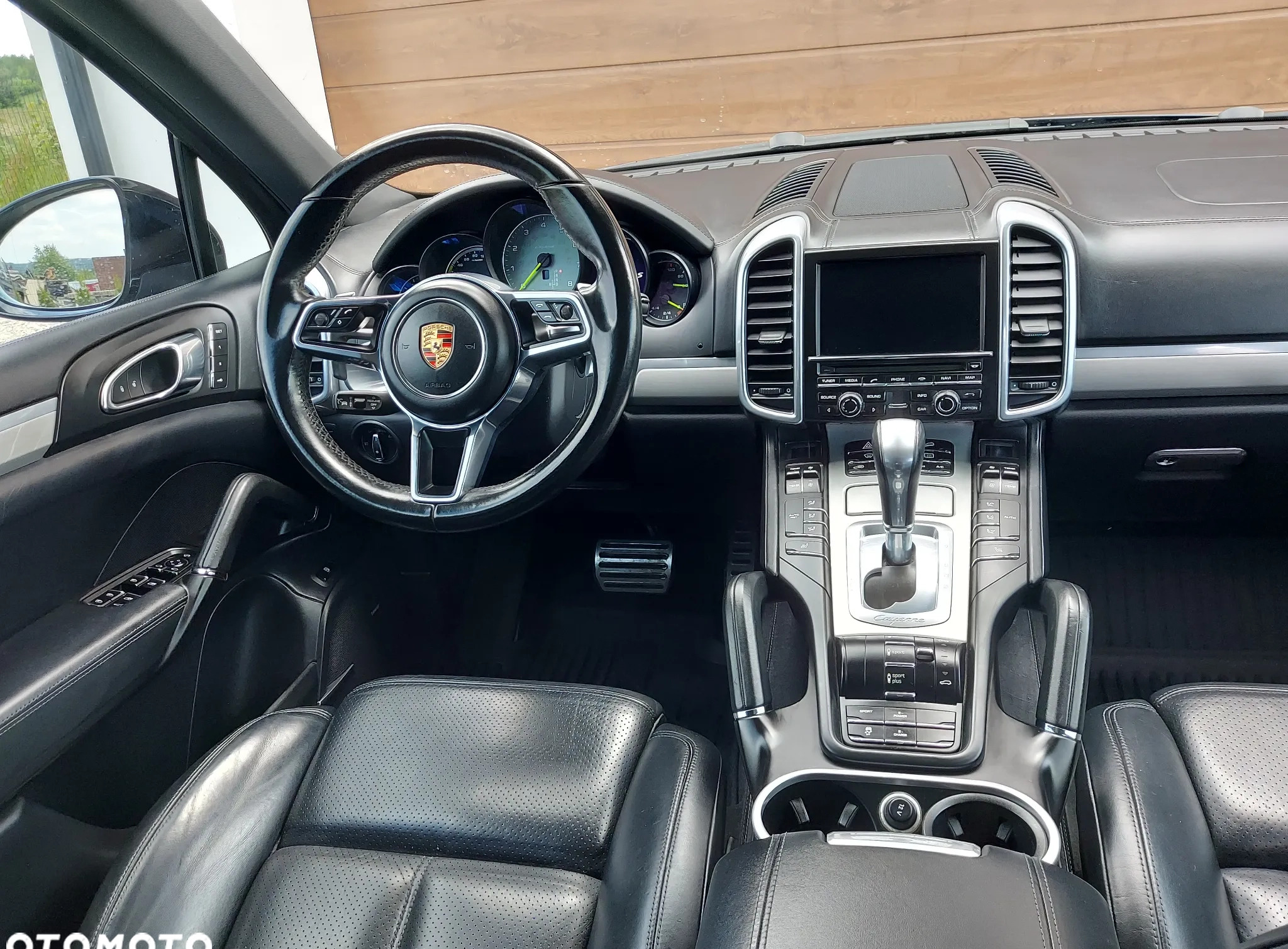 Porsche Cayenne cena 169000 przebieg: 210000, rok produkcji 2015 z Barlinek małe 742